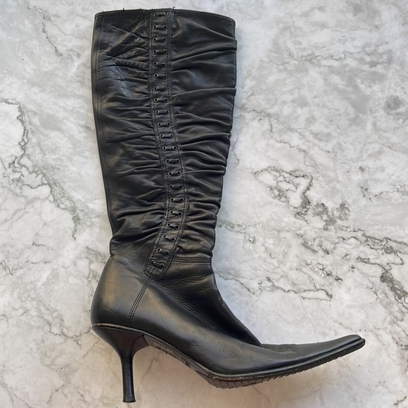 JOANNE MERCER | Knee high heeled pointed toe boots - Picture 7 of 10